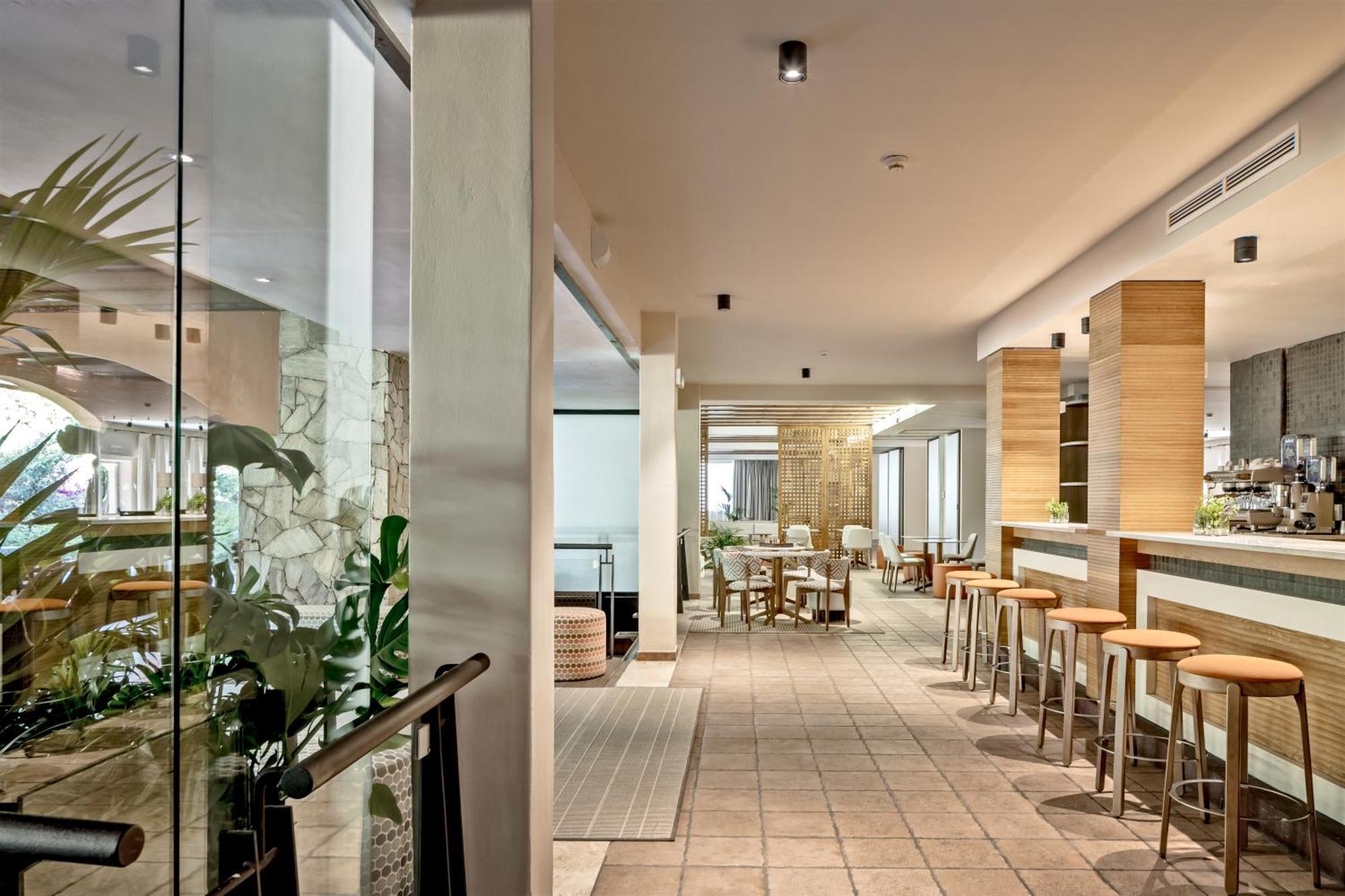 Hotel Veridia Sardinia, A Member Of Radisson Individuals (adults Only) Chia